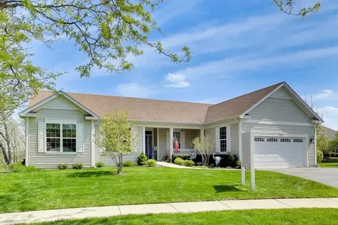 1126 Oak Point Court Antioch IL 60002