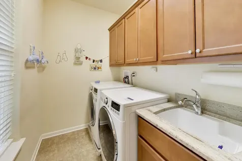 1126 Oak Point Court Antioch IL 60002