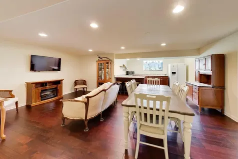 1126 Oak Point Court Antioch IL 60002