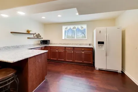 1126 Oak Point Court Antioch IL 60002