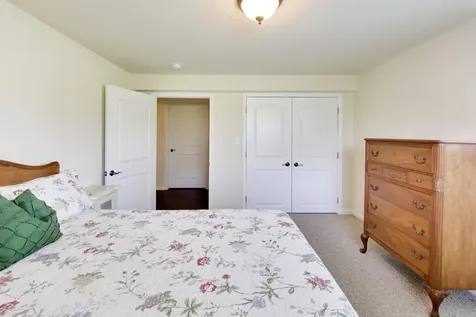 1126 Oak Point Court Antioch IL 60002