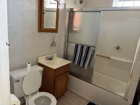 3053 North Elbridge Avenue Chicago IL 60618