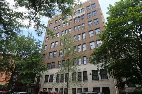 817 West Lakeside Place Chicago IL 60640