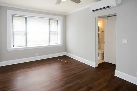 817 West Lakeside Place Chicago IL 60640