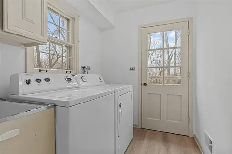 1305 Warwick Court Deerfield IL 60015