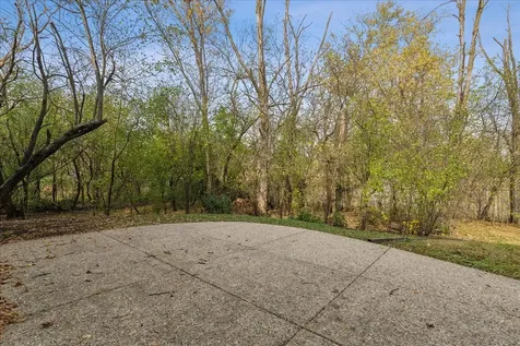 1305 Warwick Court Deerfield IL 60015