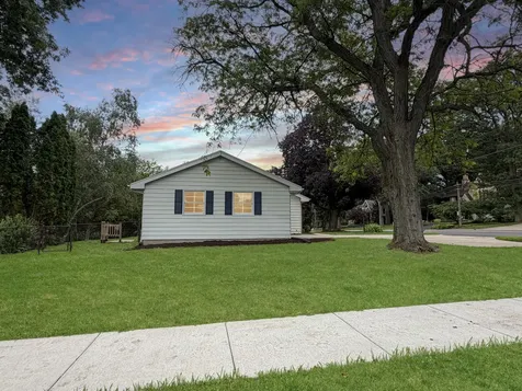 1734 West Stephenson Street Freeport IL 61032