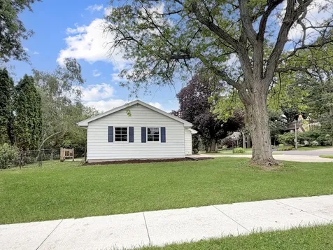 1734 West Stephenson Street Freeport IL 61032