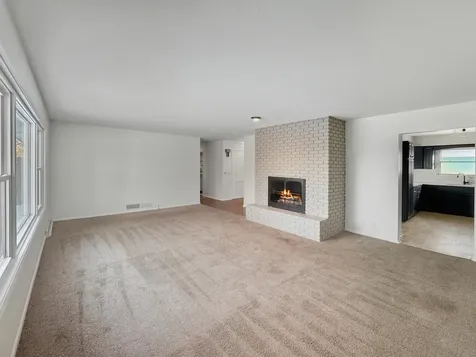 1734 West Stephenson Street Freeport IL 61032