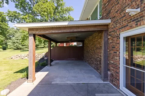 1048 North Blind Road Chana IL 61015