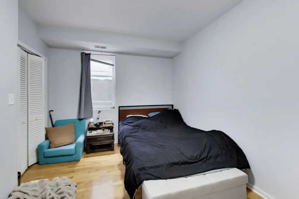 2779 West Henry Court Chicago IL 60647