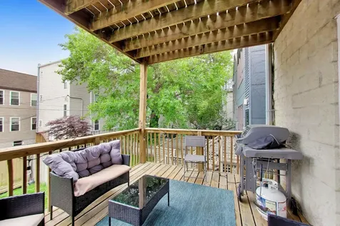 2779 West Henry Court Chicago IL 60647