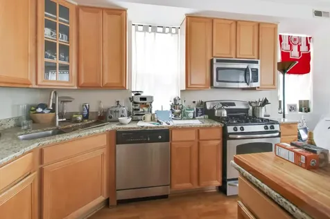 2779 West Henry Court Chicago IL 60647