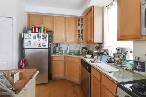 2779 West Henry Court Chicago IL 60647