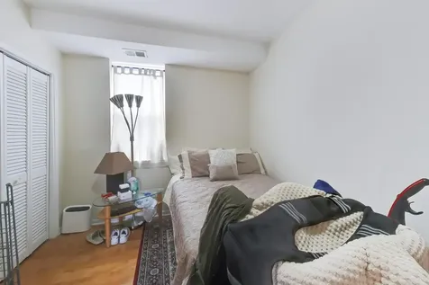 2779 West Henry Court Chicago IL 60647