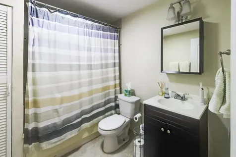 2779 West Henry Court Chicago IL 60647
