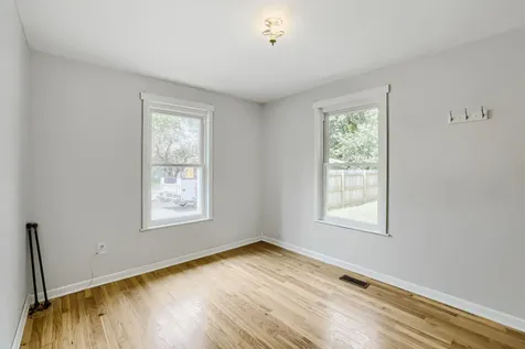 621 West Slocum Lake Road Wauconda IL 60084