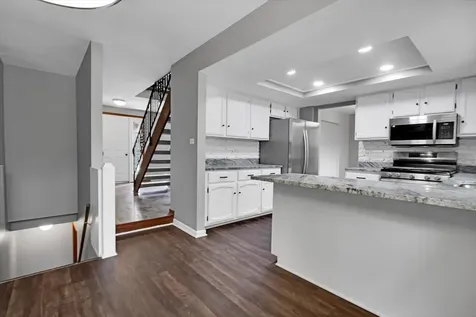 940 French Drive Mundelein IL 60060