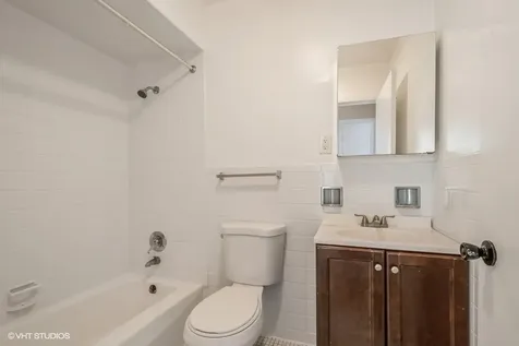 2001 West Touhy Avenue Chicago IL 60645