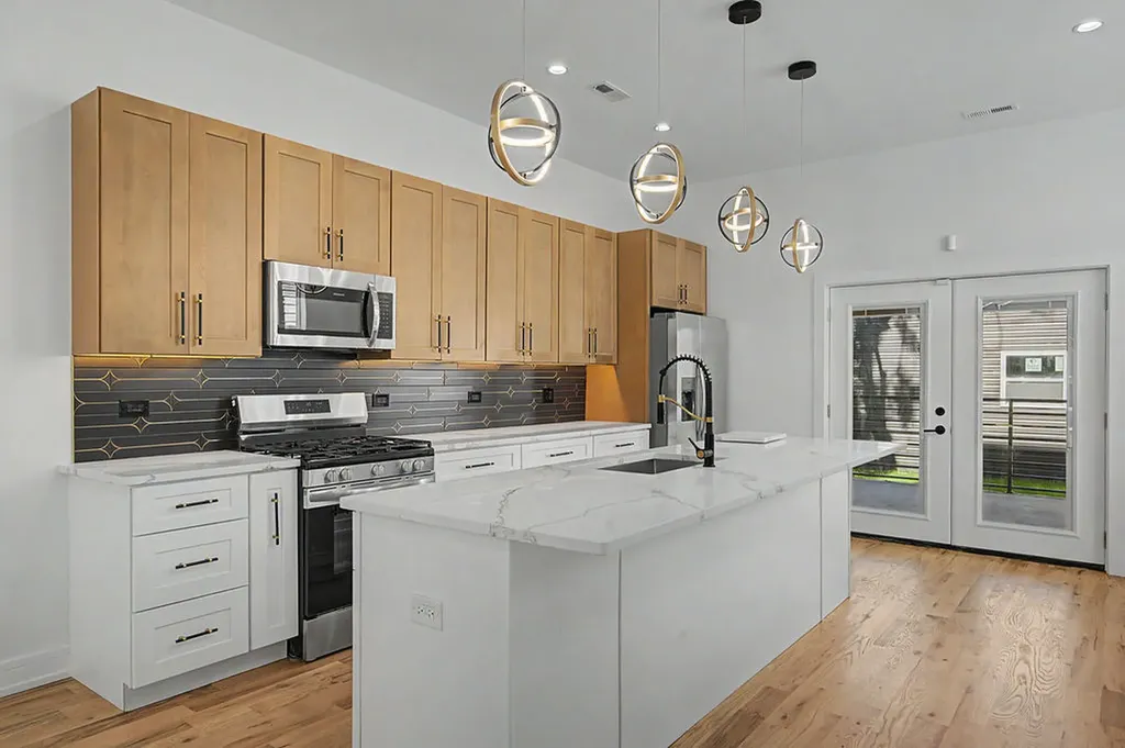 616 North Avers Avenue Chicago IL 60624