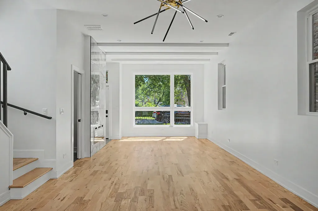 616 North Avers Avenue Chicago IL 60624