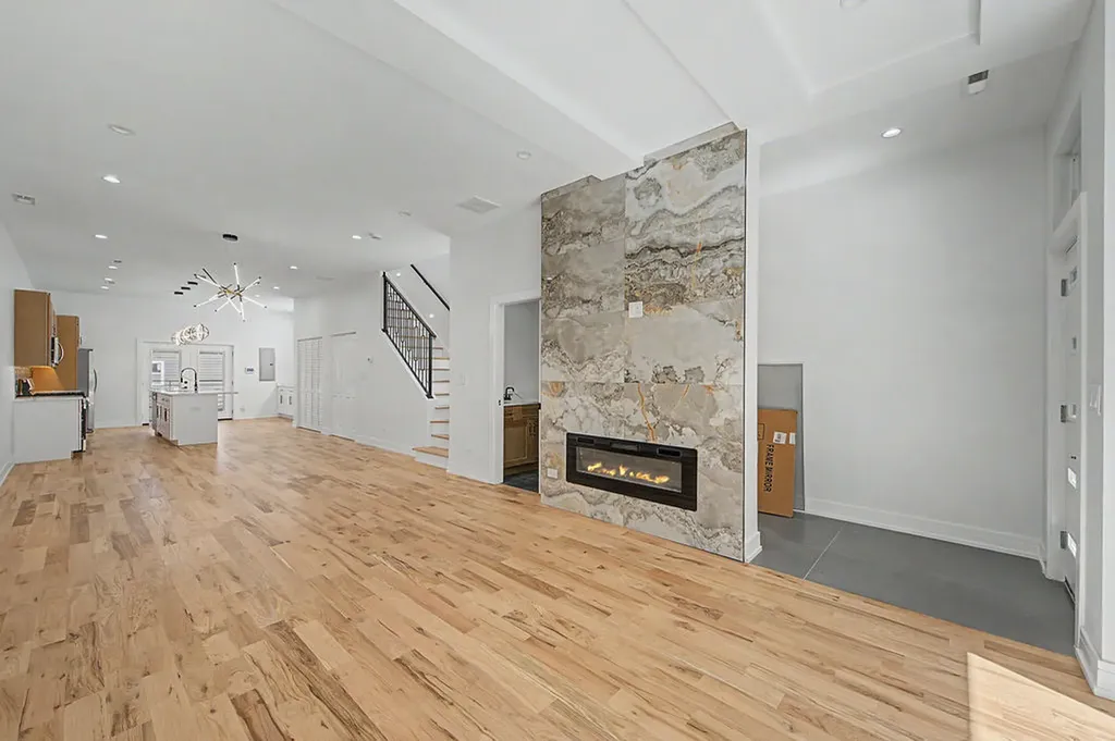 616 North Avers Avenue Chicago IL 60624