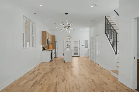 616 North Avers Avenue Chicago IL 60624
