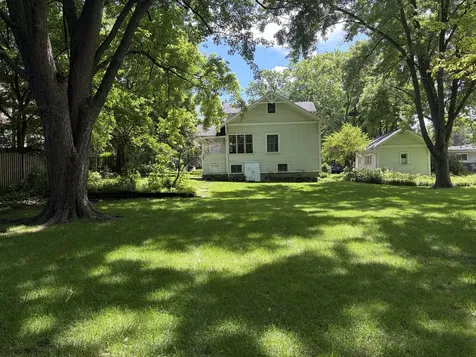 240 Hill Avenue Glen Ellyn IL 60137