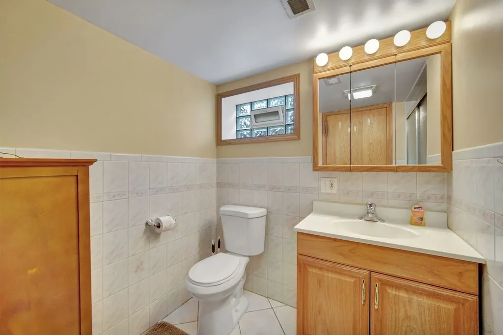 7324 West Addison Street Chicago IL 60634