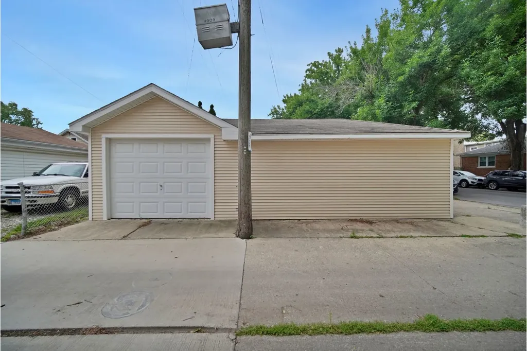 7324 West Addison Street Chicago IL 60634