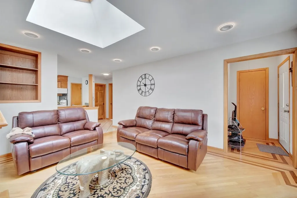 7324 West Addison Street Chicago IL 60634