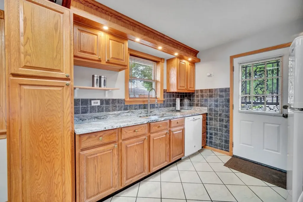 7324 West Addison Street Chicago IL 60634