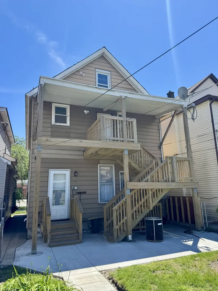 13226 South Burley Avenue Chicago IL 60633