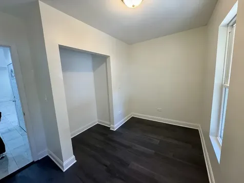 13226 South Burley Avenue Chicago IL 60633