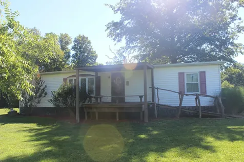 3042 Five Mile Creek Road Salem IL 62881