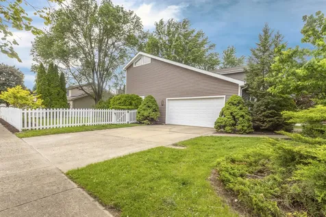 1119 Wheatland Drive Shorewood IL 60404