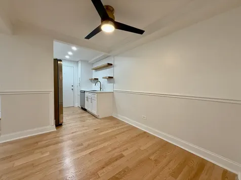 5037 North East River Road Norridge IL 60706