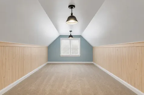 606 South Beacon Lane Round Lake IL 60073