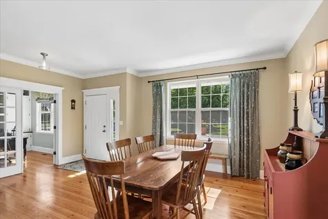 606 South Beacon Lane Round Lake IL 60073