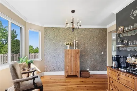 606 South Beacon Lane Round Lake IL 60073