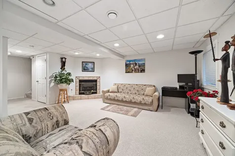 32504 Millstone Circle Lakemoor IL 60051