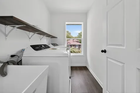 172 East Lakeview Avenue Round Lake Beach IL 60073