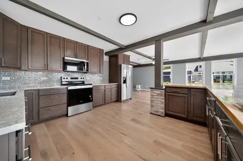 172 East Lakeview Avenue Round Lake Beach IL 60073