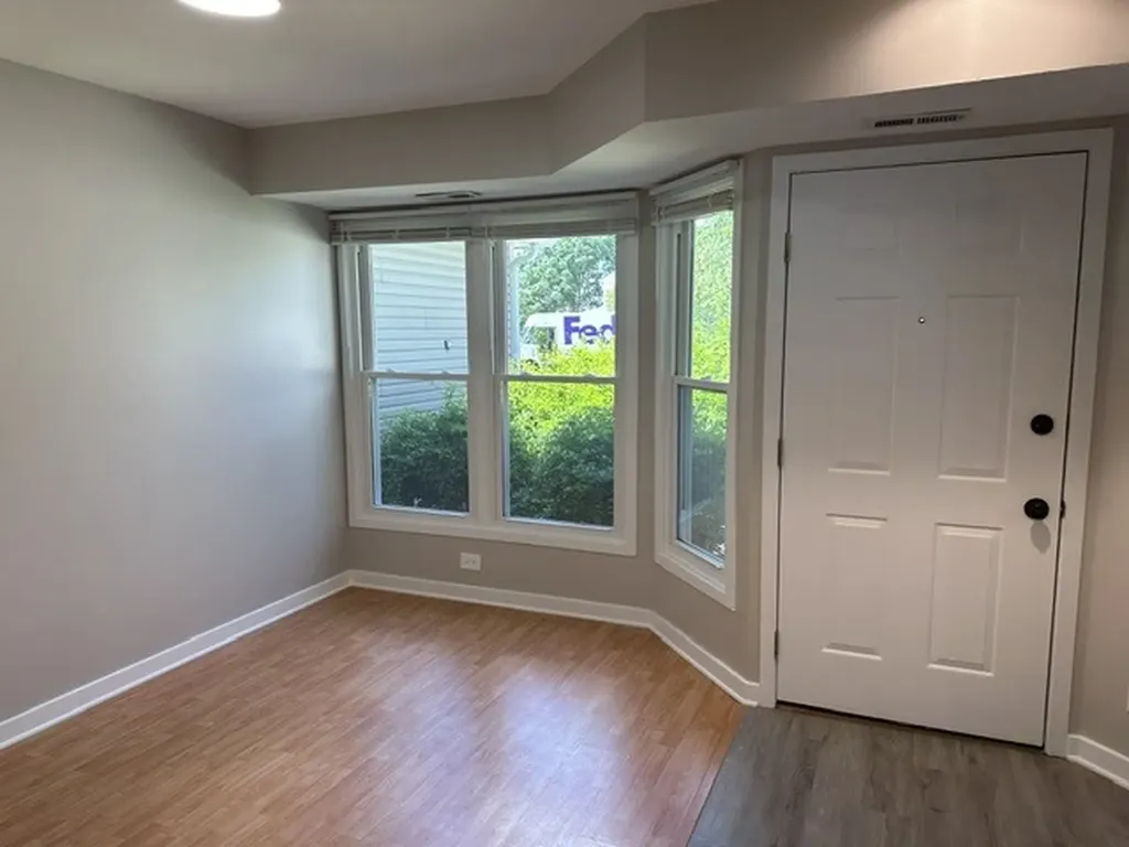 2343 Hamilton Place Schaumburg IL 60194