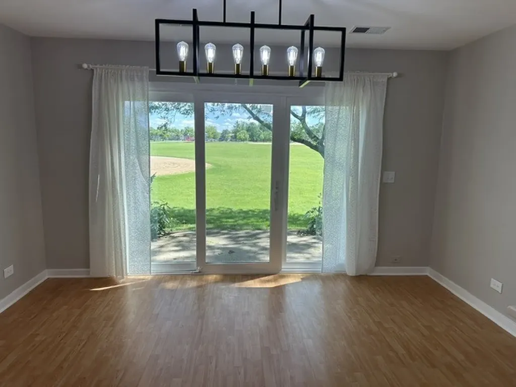 2343 Hamilton Place Schaumburg IL 60194