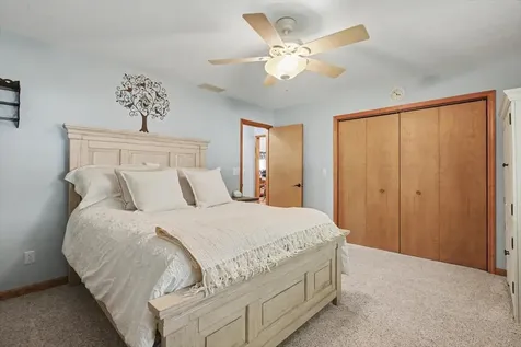 809 Cherokee Lane Pontiac IL 61764