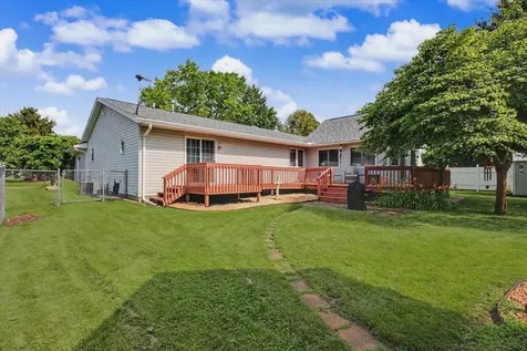 809 Cherokee Lane Pontiac IL 61764