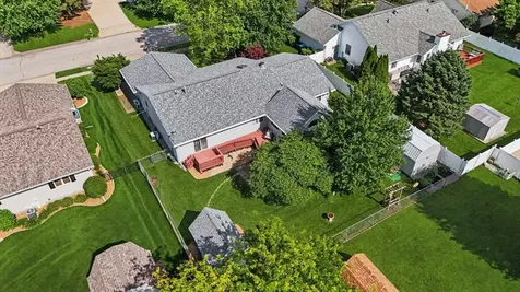 809 Cherokee Lane Pontiac IL 61764