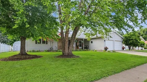 809 Cherokee Lane Pontiac IL 61764