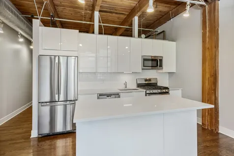 1017 West Washington Boulevard Chicago IL 60607